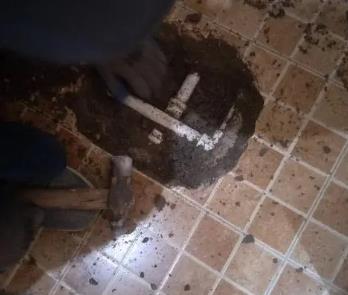 洪雅卫生间漏水维修公司为您分享下卫生间渗水如何处理及注意事项